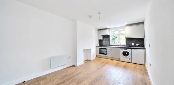 Duckett Road, N4, London - Photo 2