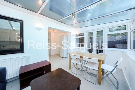 5 bedroom end of terrace house to rent - Photo 4