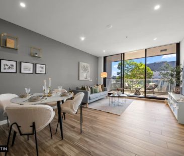 MGM MARTIN – AIR CONDITIONED OVERSIZED ONE BEDROOM + STUDY APARTMENT - Photo 3