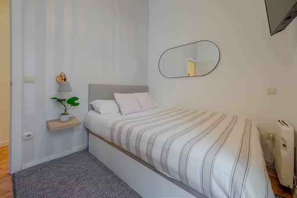 Calle de Abades, Madrid, Community of Madrid 28012 - Photo 1