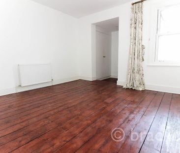 4 bedroom semi-detached house to rent - Photo 5