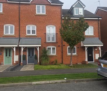 4 bedroom terraced house to rent - Photo 4