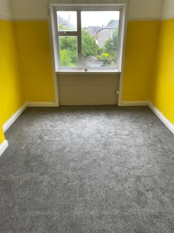 3 Bed Flat, Gladsmuir Road, G52 - Photo 4