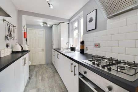 2 bedroom house to rent - Photo 3