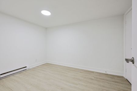 For Lease - 100 Liberty Street Unit# 18A, Clarington, Ontario - Photo 3