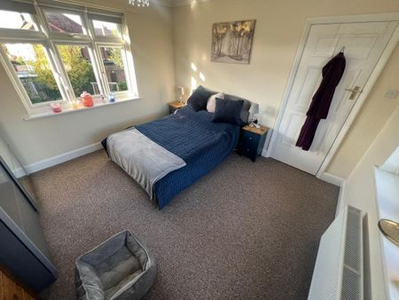 3 bedroom detached house to rent - Photo 4