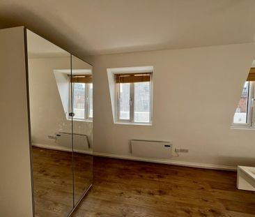 3 bedroom flat to rent - Photo 5