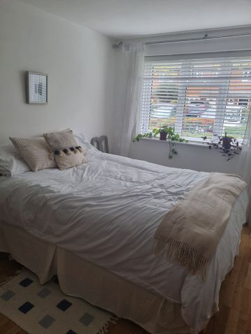 Room in a Shared Flat, Madderfields Court, N11 - Photo 2