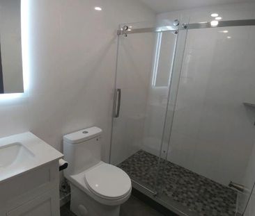 For Lease - 1213 Dundas Street Unit# Upper N, Toronto, Ontario - Photo 4