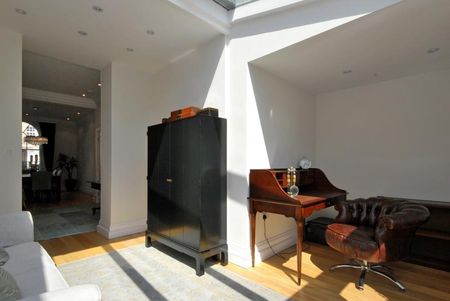 5 bedroom terraced house to rent - Photo 3