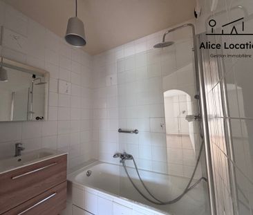 Location Appartement 2 pièces 50m² THONON LES BAINS 74200 - Photo 1