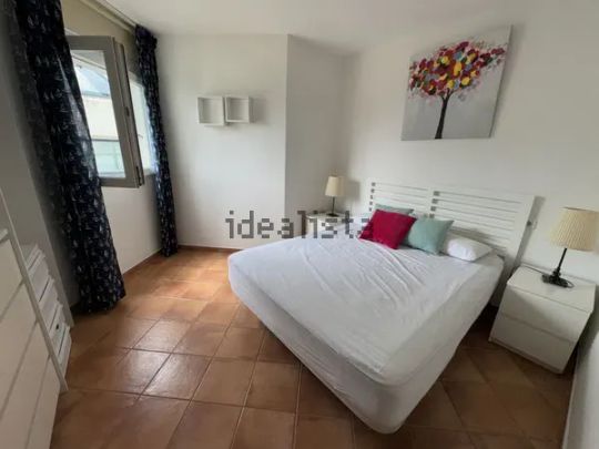 Alquiler de piso en Avenida Playas del Duque, 2 -5 - Photo 1