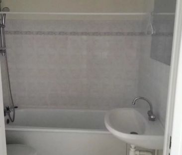 Location Appartement 1 pièces 29 m2 à Combs-la-Ville - Photo 5