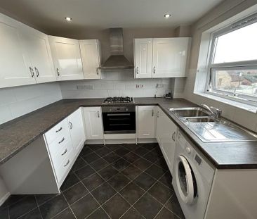 2 bedroom flat to rent - Photo 6