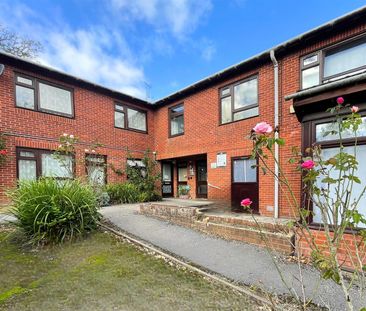 Willow Glen, St Leonards, TN37 7BY - Photo 1