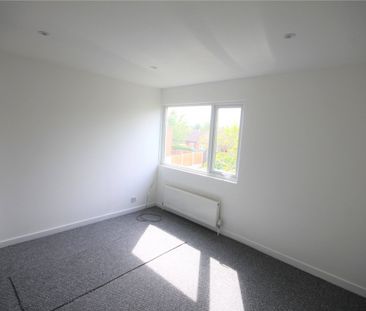 Stonyfield, Bootle, Merseyside, L30 - Photo 5