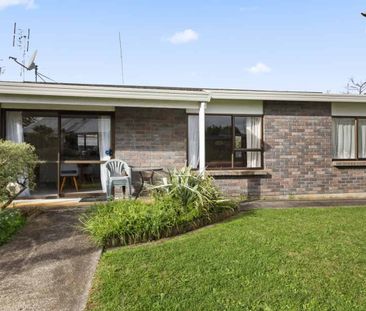 Two Bedroom Unit in Fairview Downs - Photo 5