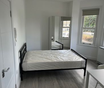 Studio Flat, South Hill Avenue, HA2 - Photo 2