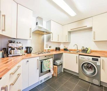 Cherrywood Close, Bow, E3 - Photo 1