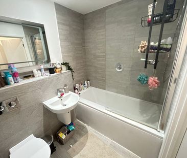 Edinburgh Gate, Harlow - Photo 5