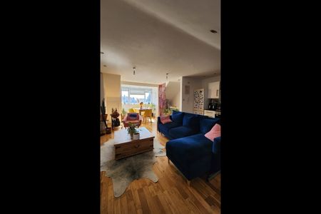 2 Bed Flat, Stoke Newington Road, N16 - Photo 2