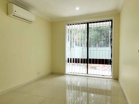 Family Home in Bonnyrigg - Photo 5