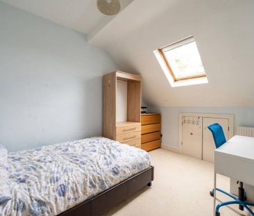 4 bedroom detached house to rent - Photo 4