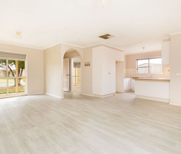 Well-Presented Family Home in Convenient Location - Photo 1