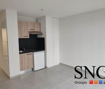 LUMINEUX T1 AVEC PARKING PRIVATIF - Photo 2