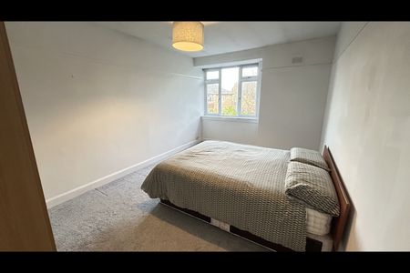 2 Bed Flat, Crewe Terrace, EH5 - Photo 4