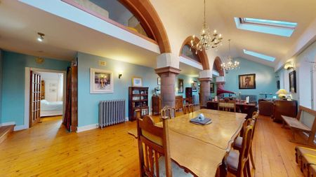4 bedroom character property to rent - Photo 5