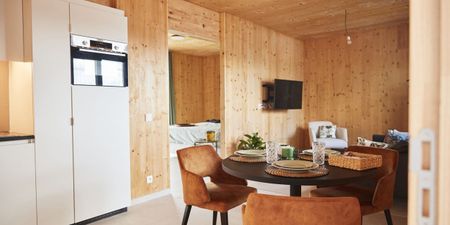 Serviceflat te huur in Wichelen voor € 980 met 1 slaapkamer - Photo 2