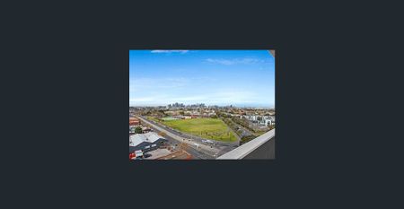 Easy living in great location! - Photo 5