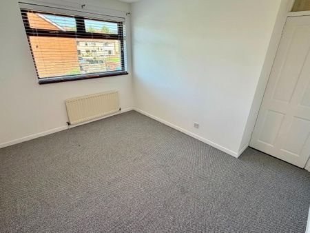 65 Glenvarna Drive, Newtownabbey, BT36 5JQ - Photo 2