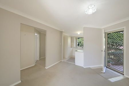 Cosy Low Maintenance Villa Living - Photo 4