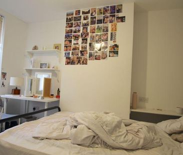 6 bedroom property to rent - Photo 3