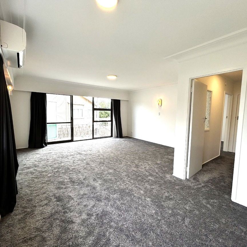 First Time on the Rental Market-Newly renovated!!! - Photo 1