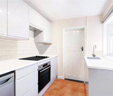 3 bedroom end of terrace house to rent - Photo 5