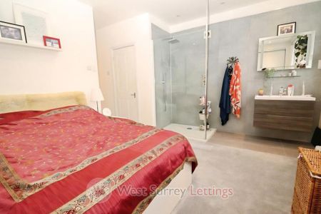 3 bedroom terraced house to rent - Photo 3