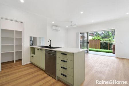 Tranquil Retreat in a Quiet Pocket at the Foothills of Mt Coot-tha - Photo 3