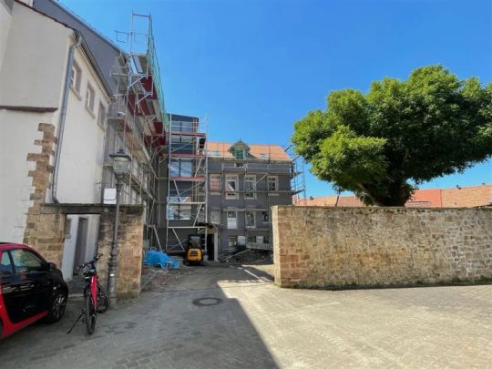 EUPORA® Immobilien: "Erstbezug", sanierte Wohnung in der Altstadt in Kirchheimbolanden. - Photo 1