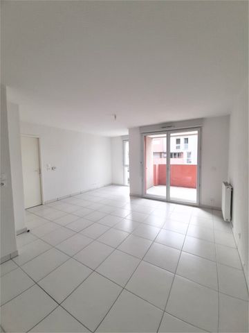 Location Appartement 2 pièces 44m² TOURNEFEUILLE 31170 - Photo 2
