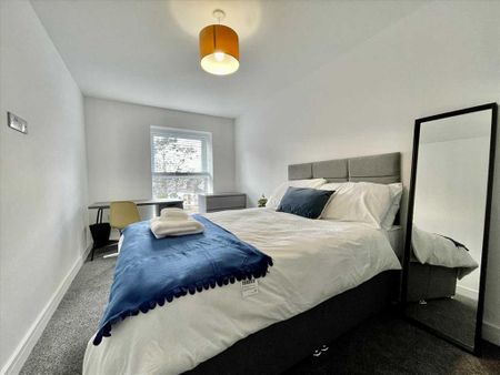 2 bedroom apartment to rent - Photo 4