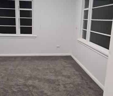 4-Bedroom 2 bathroom Unit in Hokowhitu - Photo 4