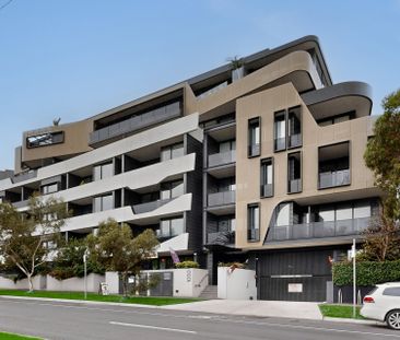 Comfort and Convenience on Mt Alexander Road - Photo 5