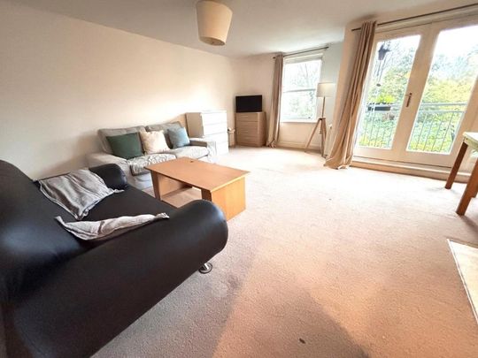 2 bedroom flat to rent - Photo 1