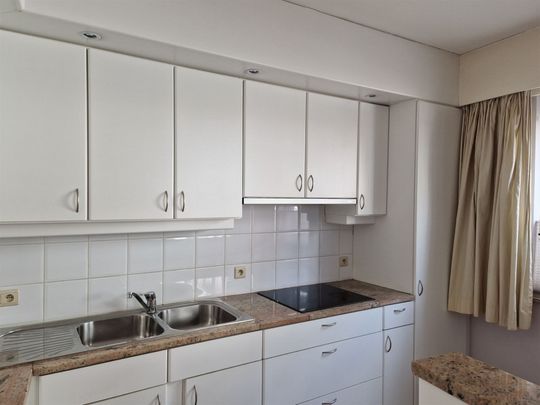 Gelijkvloers appartement, 2 slaapkamers, terras en staanplaats - Photo 1