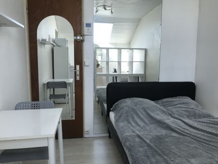 Location Appartement 1 pièce 13m² REIMS 51100 - Photo 2