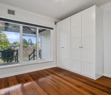 Spacious Four-Bedroom Home with a Generous Deck and Open-Plan Living - Photo 3