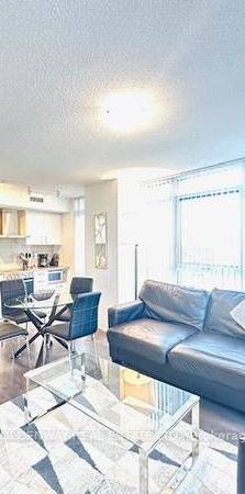 Eglinton & Redpath Bright +Spacious 2Bdrm Laminate Floor Open Concept - Photo 1